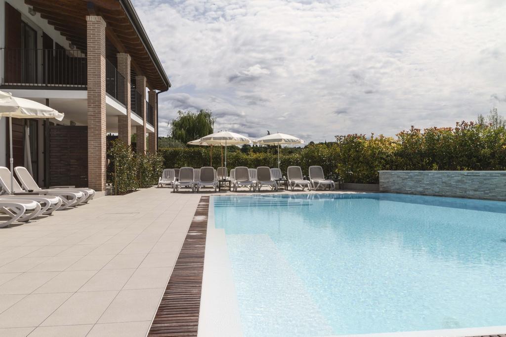 Hotel Relais Agli Olivi Лацизе Экстерьер фото