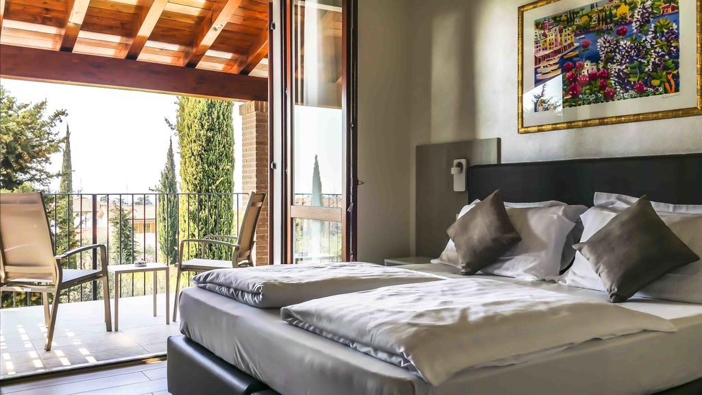 Hotel Relais Agli Olivi Лацизе Экстерьер фото