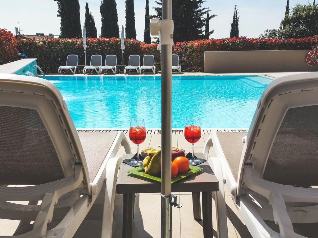 Hotel Relais Agli Olivi Лацизе Экстерьер фото
